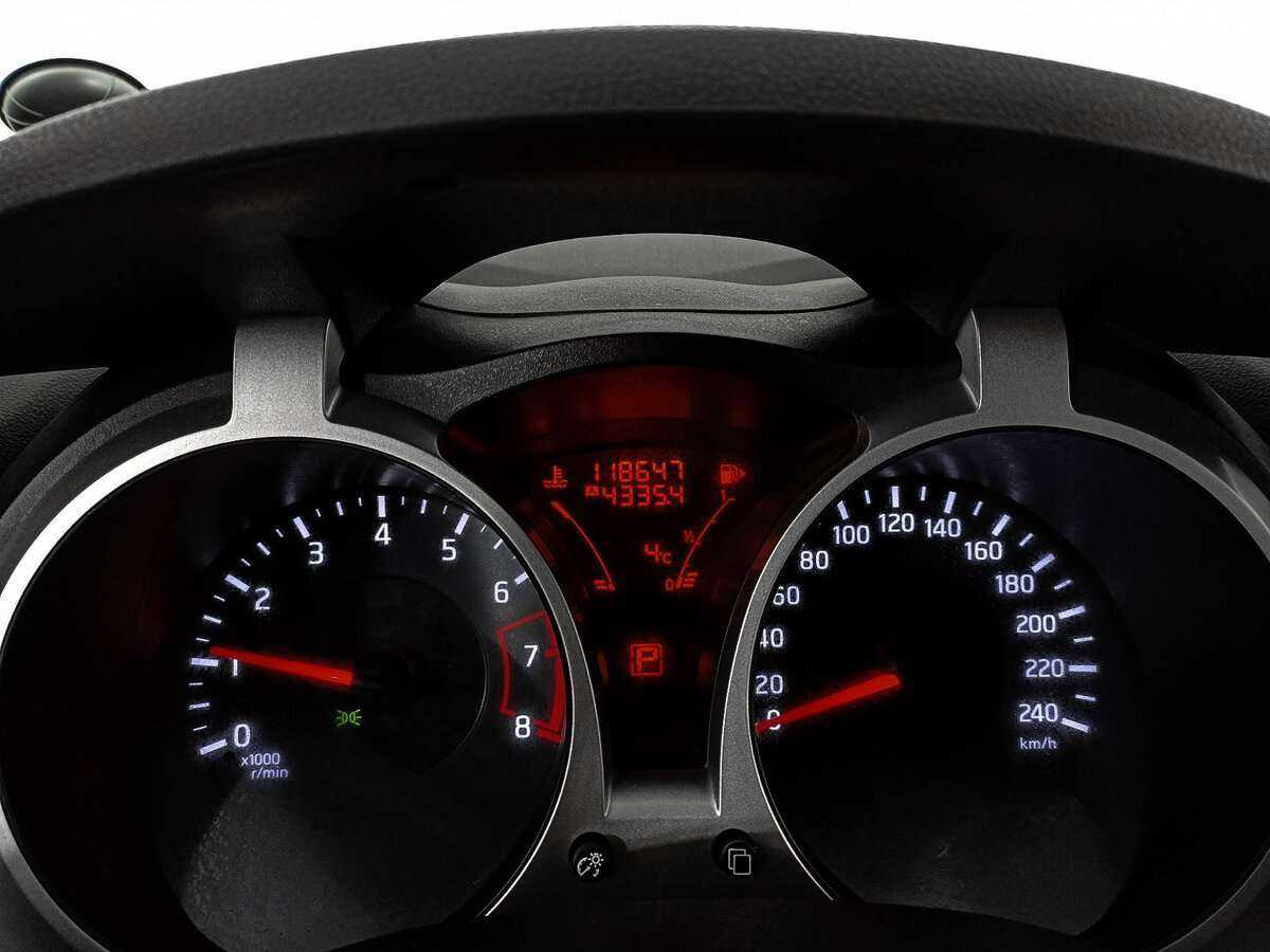 Ниссан Жук б/у, 2012, Вариатор. Фото: #8