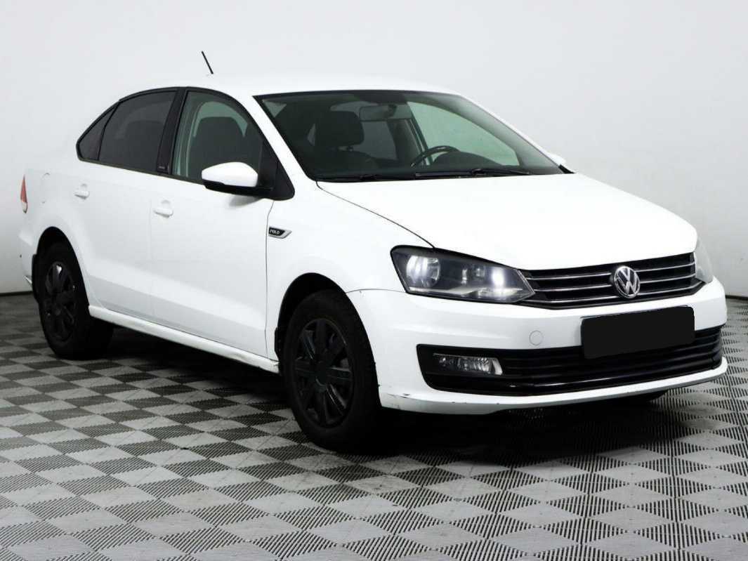 Фольксваген Поло б/у, 2016, Автоматическая. Фото: #2