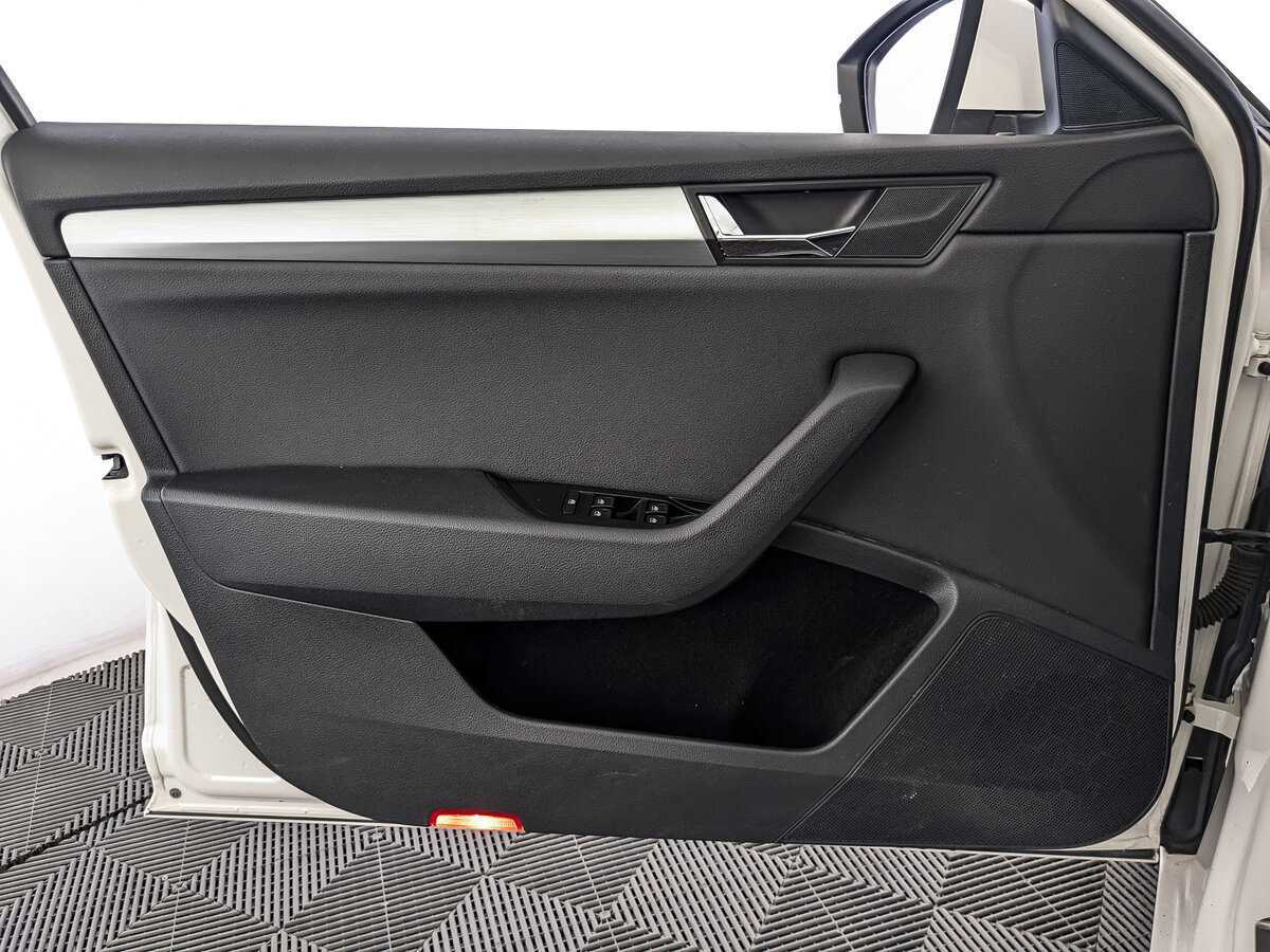 Шкода Суперб б/у, 2017, Роботизированная. Фото: #13