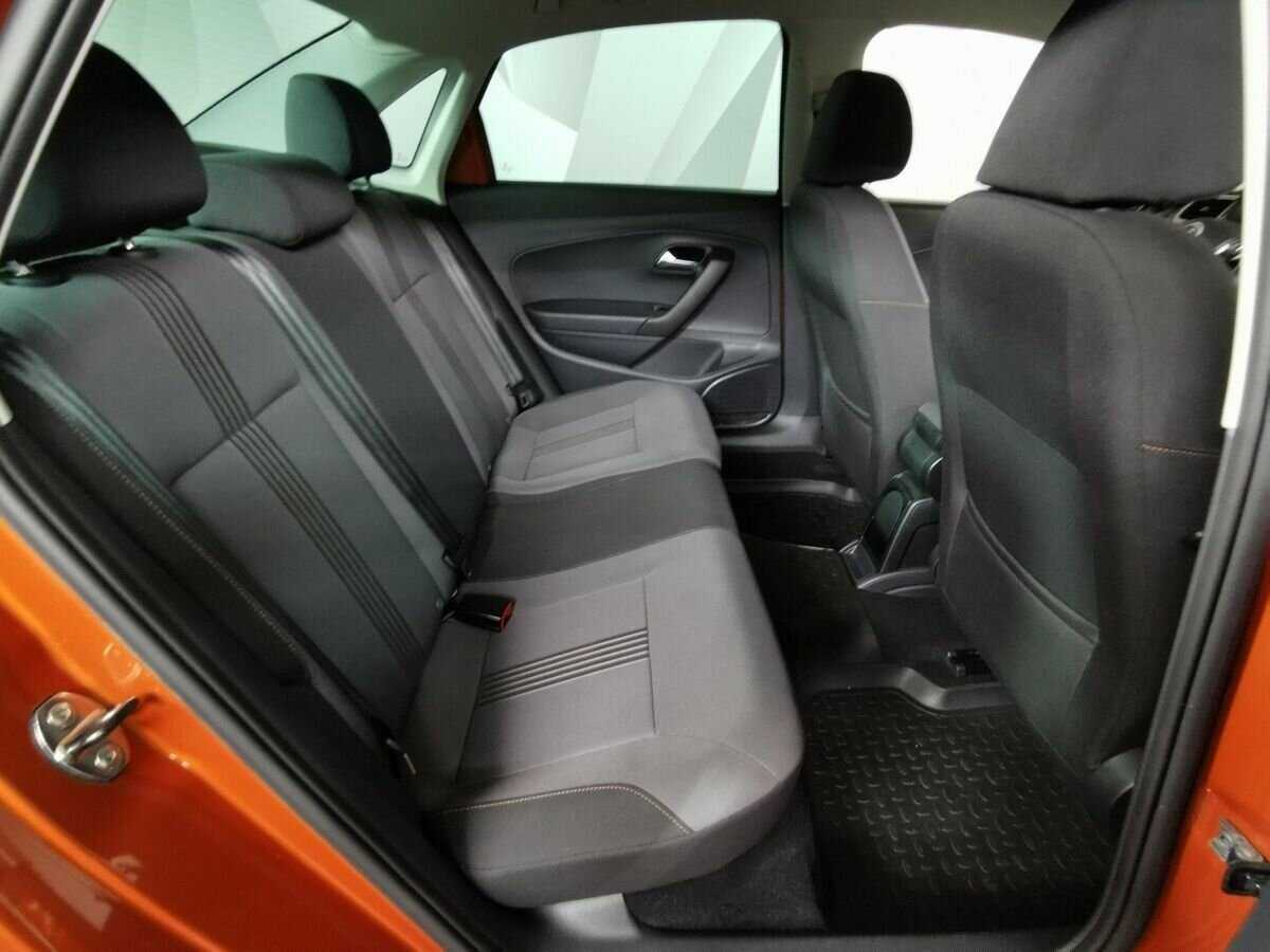 Фольксваген Поло б/у, 2016, Автоматическая. Фото: #11