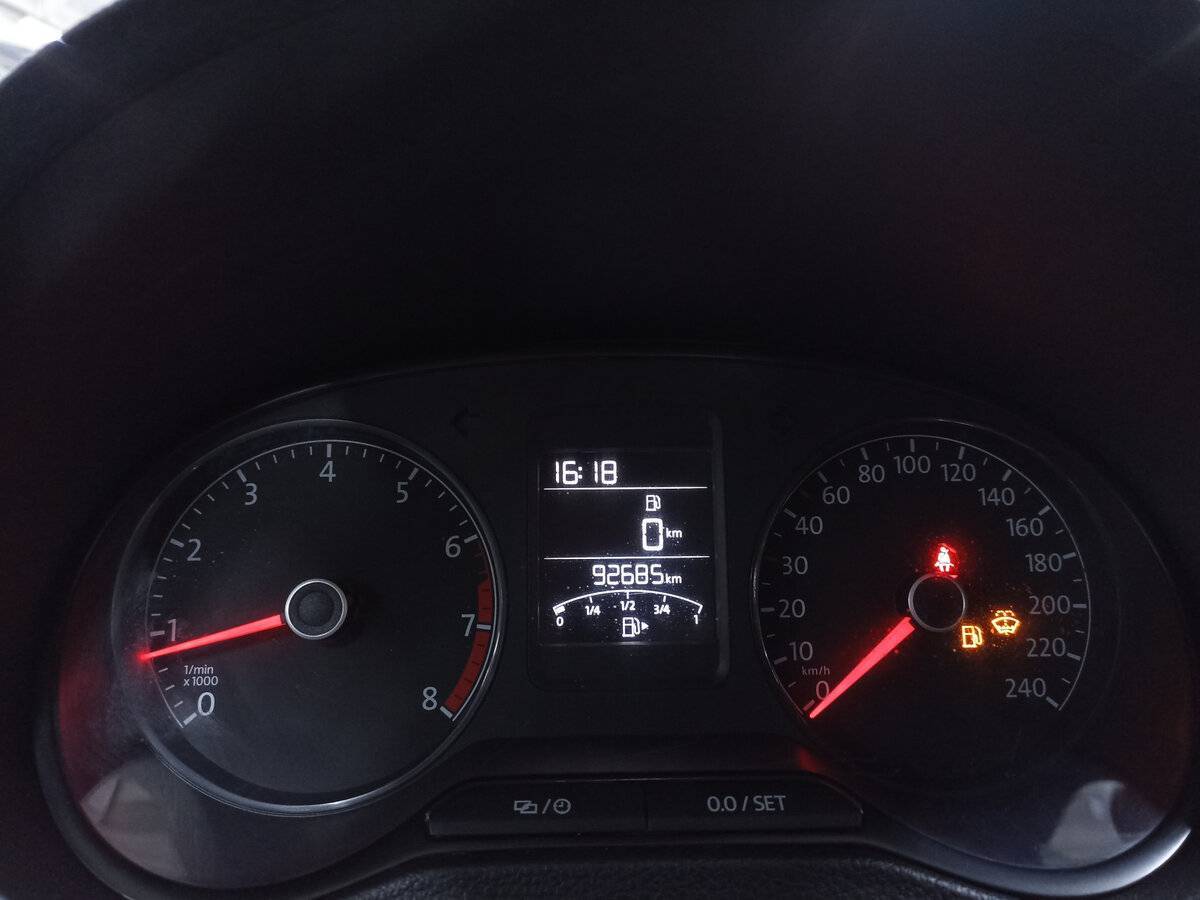 Фольксваген Поло б/у, 2018, Механическая. Фото: #12