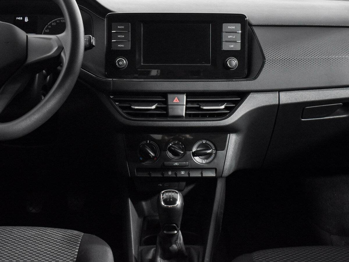 Фольксваген Поло б/у, 2021, Механическая. Фото: #12