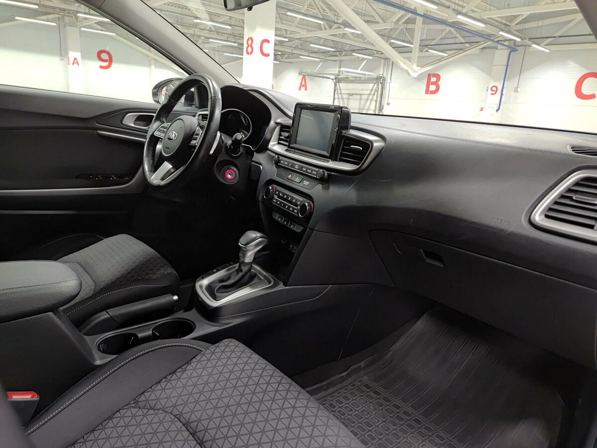 Киа Сид б/у, 2019, Роботизированная. Фото: #10