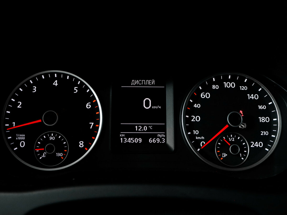 Фольксваген Тигуан б/у, 2016, Роботизированная. Фото: #10